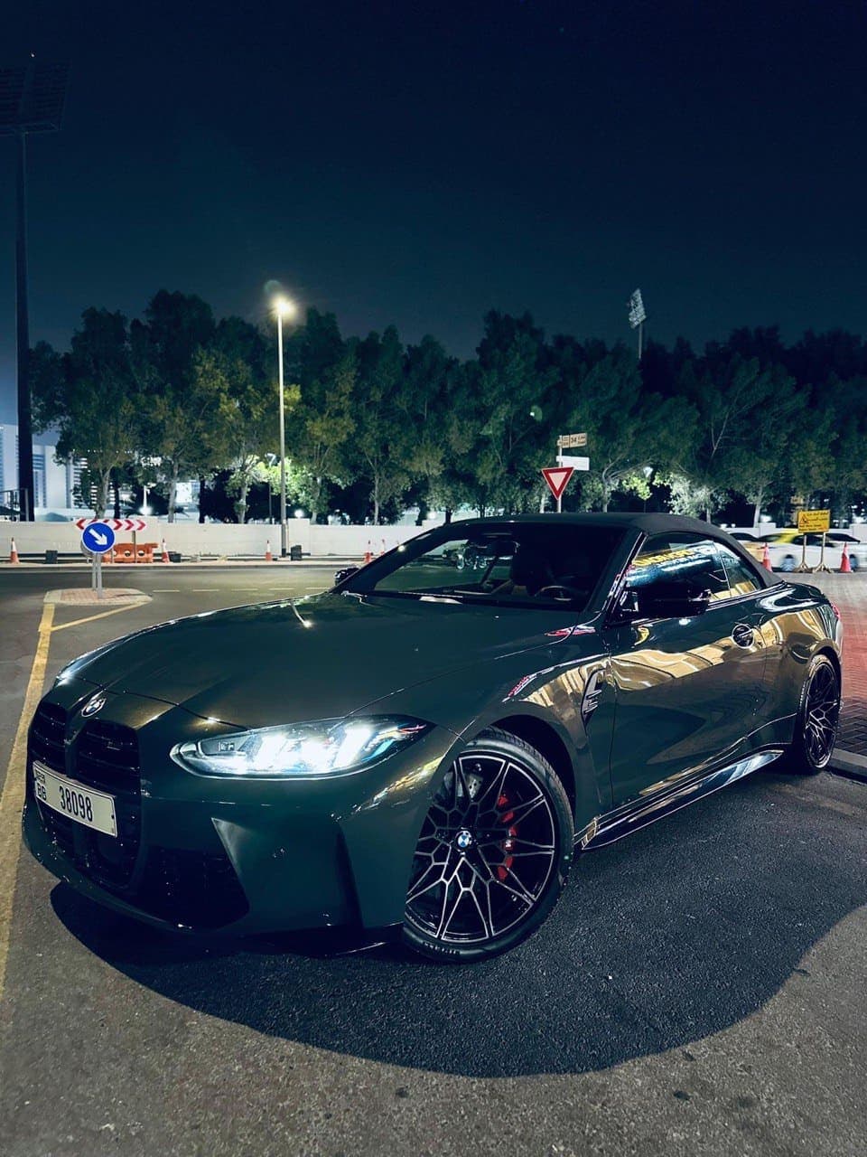 BMW M4 Competition M4 Competition xDrive 2024 – Sports Car for rent in Dubai