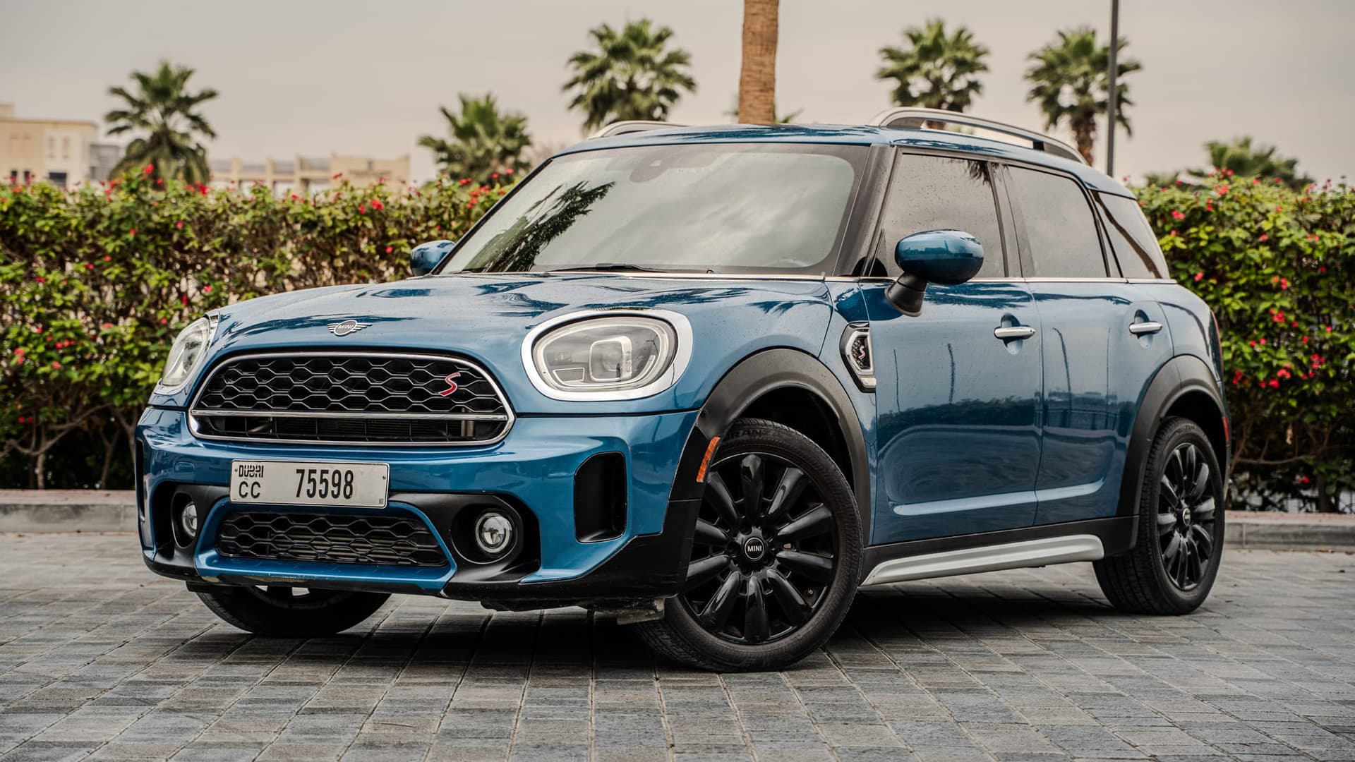 MINI Cooper S Countryman Cooper S Countryman 2023 - Compact SUV for rent in Dubai